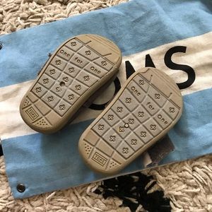 Toms Shoes - Tiny Toms Classic Shoe Toms Shoes - Tiny Toms Classic Shoe